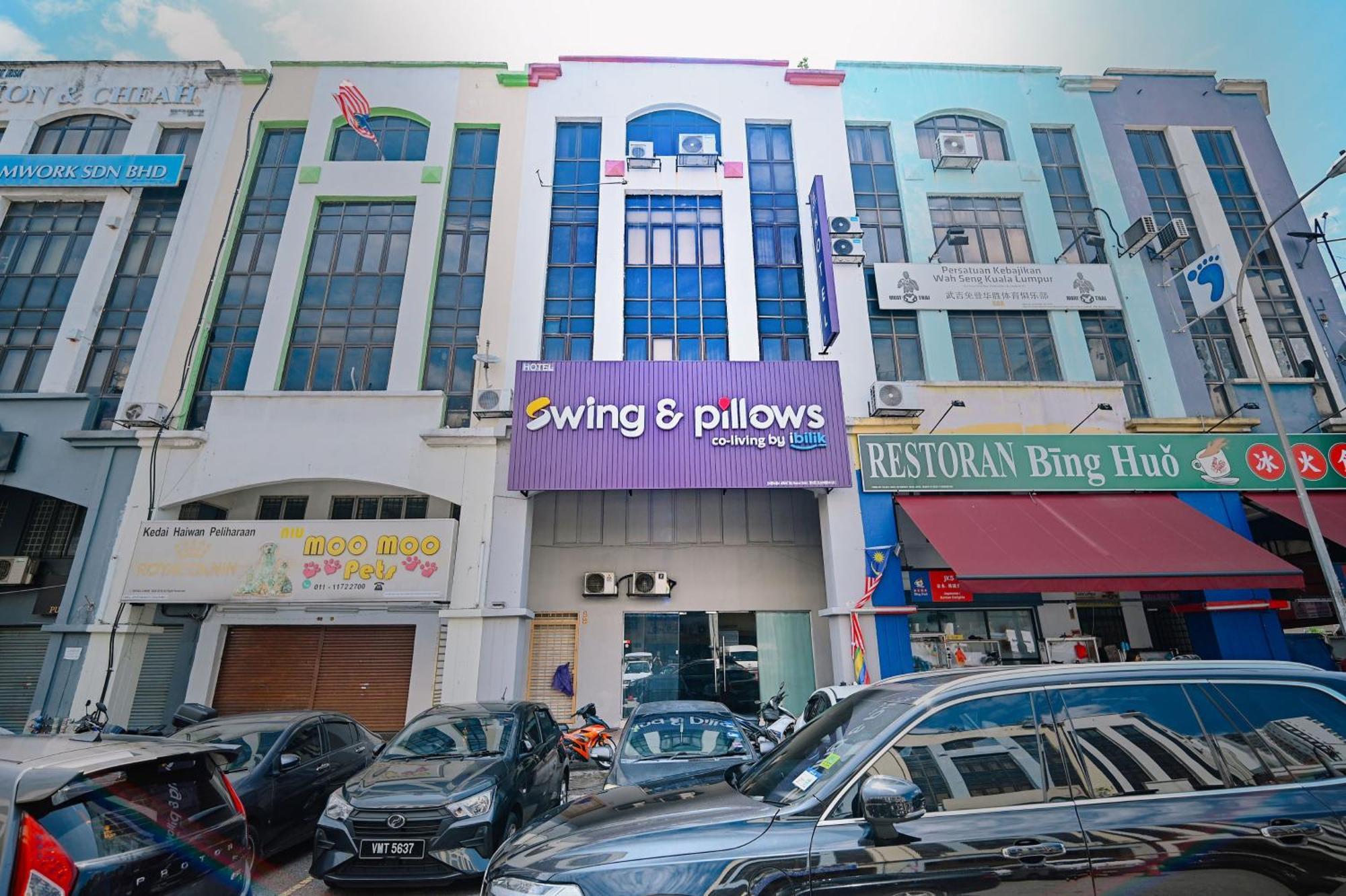 Swing & Pillows - Kl Kuchai Lama Куала-Лумпур Экстерьер фото